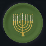 Plato De Papel Menorah Hanukkah Celestial Candles Green<br><div class="desc">Relieve metalizado de oro falso menorah velas para su celebración de Hanukkah. Ilustracion menorah caprichoso con estrellas blancas cubiertas de velas celestiales sobre un falso atril de velas menorah dorado. El elegante estrella de Menorah Hanukkah ilustró regalos de diseño y productos de papel.</div>