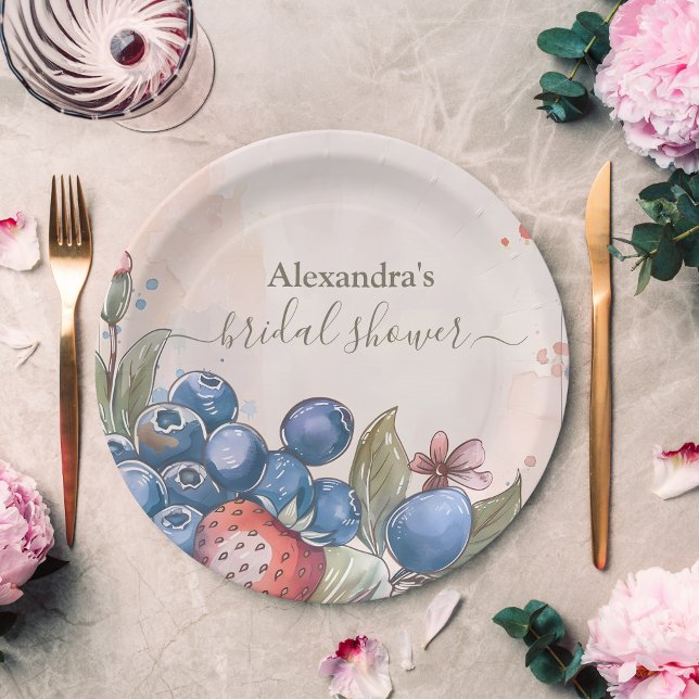 Plato De Papel Moda Berry Sweet Strawberry Bridal Shower (Subido por el creador)