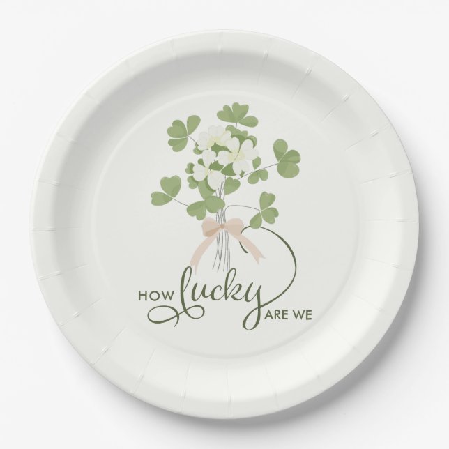 Plato De Papel Modern Chic Lucky Shamrock with Bow baby shower (Anverso)