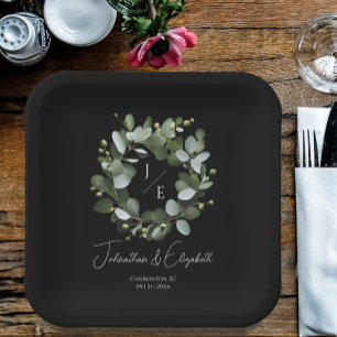 Plato De Papel Monograma moderno Eucalyptus Wreath Boda Negro