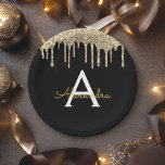 Plato De Papel Monograma Purpurina negro y oro Cumpleaños<br><div class="desc">Negro - Faux de oro Purpurina y Sparkle Elegant Cumpleaños, Recepción de Bodas, Ducha de Novias, Baby Shower o Placas de papel de Bachelorette Party. Estas Placas de Boda, ducha de novia o fiesta de cumpleaños se pueden personalizar para incluir su nombre inicial y su nombre de pila. Póngase en...</div>
