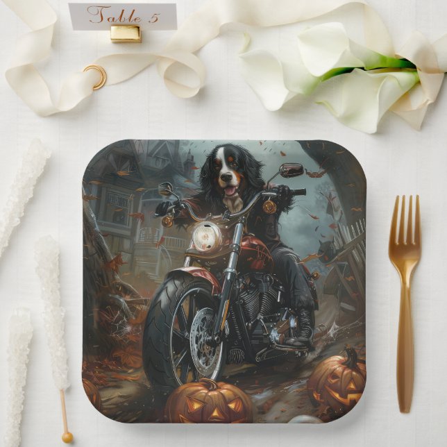 Plato De Papel Montaña de Bernese Motocicleta Halloween Scary (Boda)