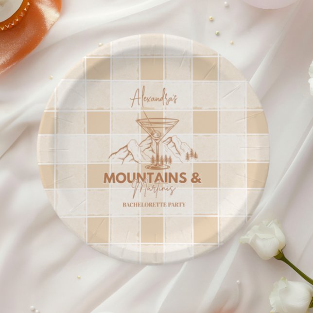 Plato De Papel Montañas Brown y Martinis Bachelorette (Subido por el creador)