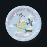 Plato De Papel Mustangs 90th Birthday Blue Sky Paper Plate<br><div class="desc">Celebra ese especial cumpleaños 90 con platos de fiesta personalizables de Mustangs. ¡Tres aviones aerostáticos Mustangs vuelan por el cielo azul y un 90 dorado en celebración con senderos rojos,  blancos y azules!</div>