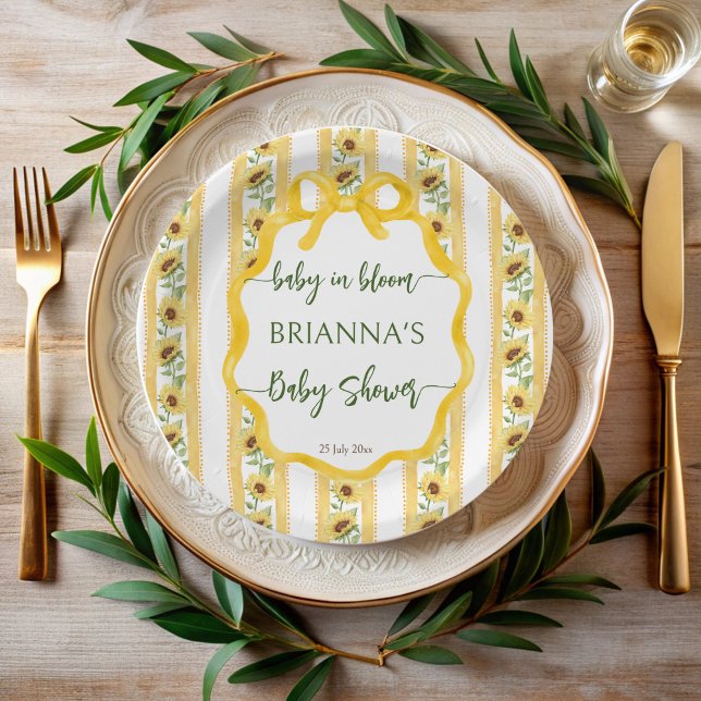 Plato De Papel Nacimiento de girasoles en flor de la ducha de beb (Sunflowers baby in bloom baby shower monogrammed paper plates retro yellow stripes bow wavy border)