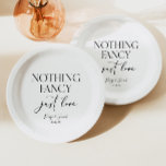 Plato De Papel Nada Fancy Ama Solamente Al Boda Casual Minimalist<br><div class="desc">¡Esto es una fantasía que solo ama las placas Minimalistas de papel Boda Casual!</div>