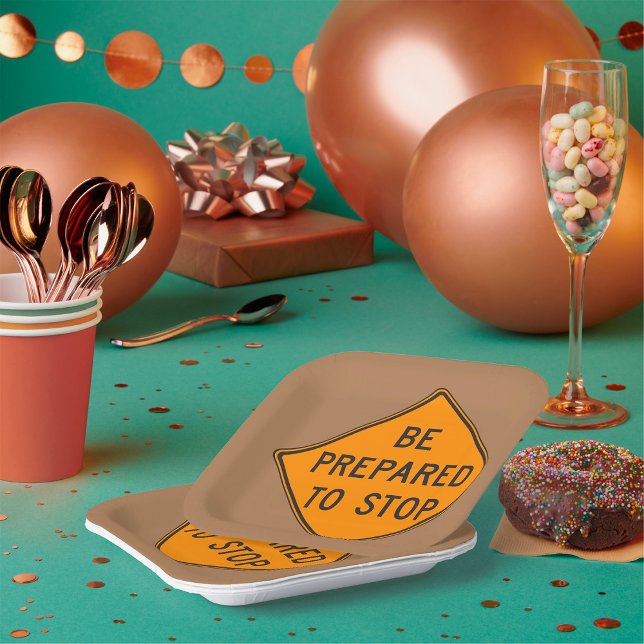 Plato De Papel Naranja audaz preparado para detener el Rótulo via (Subido por el creador)