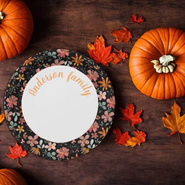 Plato De Papel Naranja de acuarela floral nombre negro (Subido por el creador)