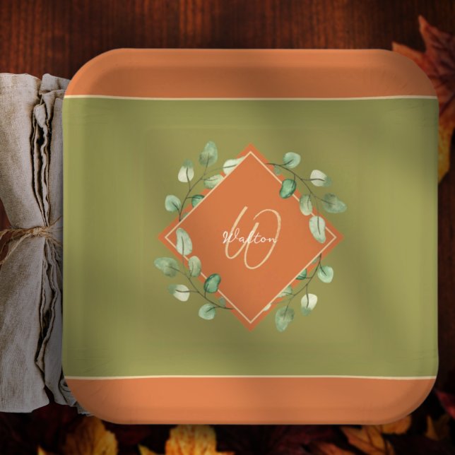 Plato De Papel Naranja de hojas de otoño y monogramado verde (Subido por el creador)