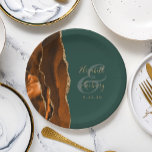 Plato De Papel Naranja quemado Agate Gold Dark Boda Verde<br><div class="desc">Estos elegantes platos bodas modernos cuentan con un diseño de acuarela naranja quemado adornado con un falso purpurina de oro. Personalizar fácilmente el texto de color dorado sobre un fondo verde oscuro,  con los nombres de la novia y el novio en caligrafía escrita a mano sobre una gran pandilla.</div>