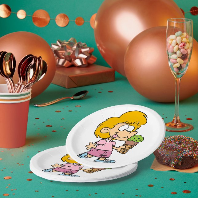 Plato De Papel Niño Personalizado lindo comiendo helado (Subido por el creador)