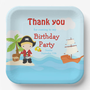 Plato De Papel Niño pirata rubio en cumpleaños rojo