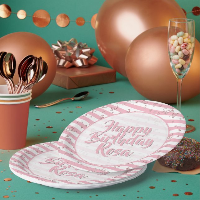 Plato De Papel Nombre | Feliz cumpleaños patrón de franjas simple (Multi)