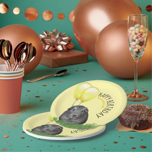 Plato De Papel Nombre personalizado Cumpleaños Guinea Cerdo Globo (Multi)