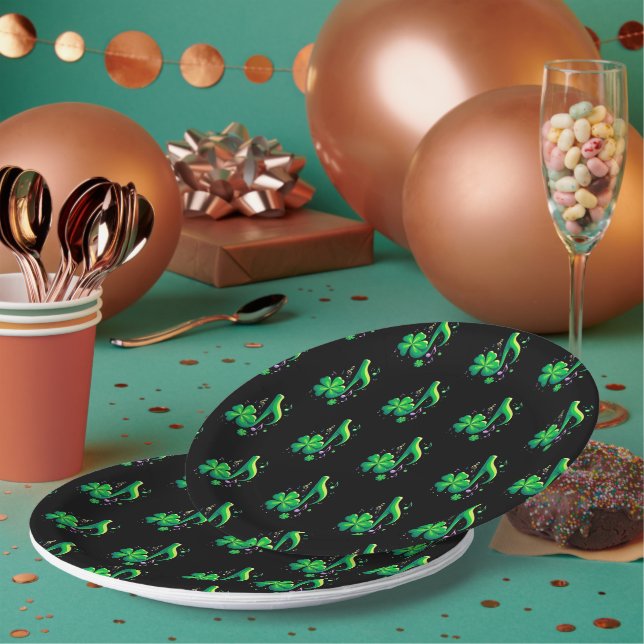 Plato De Papel Nota musical con suerte (Multi)