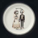 Plato De Papel Novia   Novio Esqueleto de Dibujos Animados Boda C<br><div class="desc">Personaliza con cualquier texto. Los artículos coincidentes están disponibles.</div>