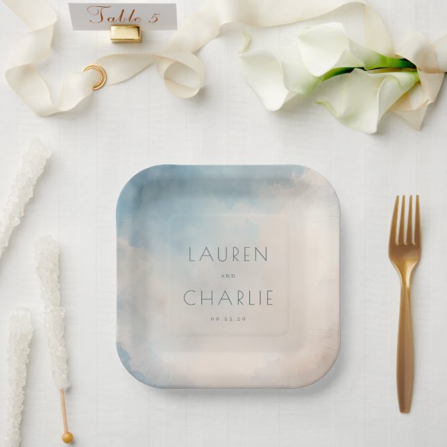 Plato De Papel Nubes de acuarela azul soñadoras (Boda)