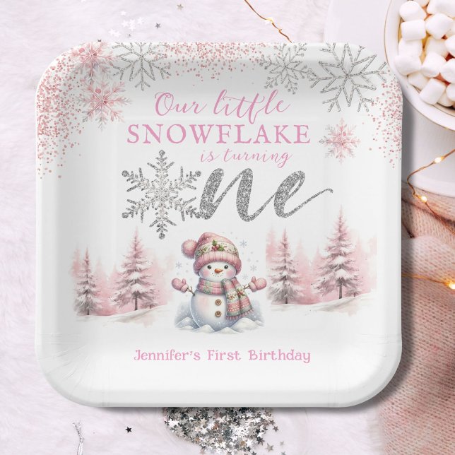 Plato De Papel Nuestro pequeño Chica de copo de nieve Plata rosa  (Subido por el creador)