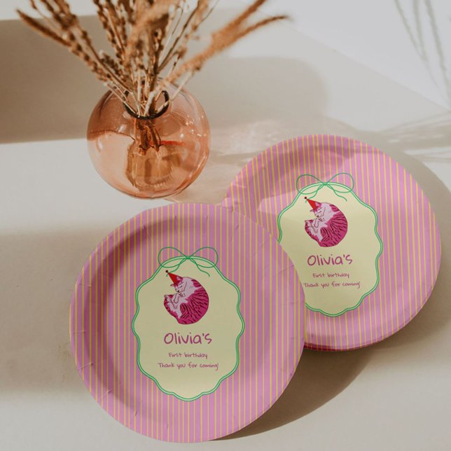 Plato De Papel One Sleepy Cat 1st Birthday – Yellow Stripes (Subido por el creador)