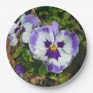 Plato De Papel Pansias moradas y blancas con flores coloridas