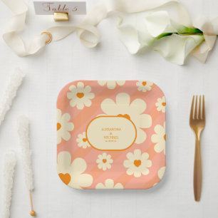 Plato De Papel Papel Boda de tonos apagados y temática de los 70