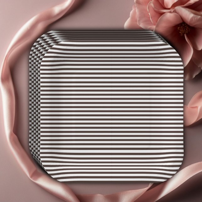 Plato De Papel Paris Eiffel en Amo Café Francés Baby Shower (Subido por el creador)