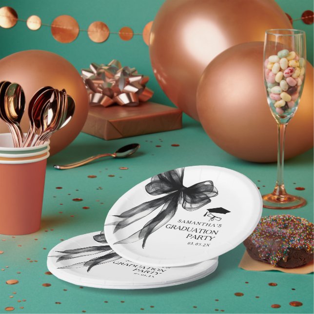 Plato De Papel Partido de Graduación de Black Bow Moderno (Multi)