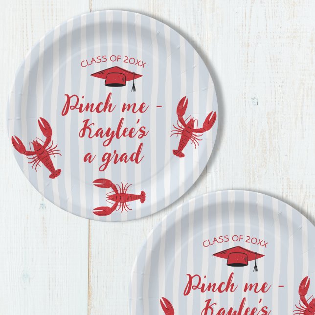 Plato De Papel Partido de Graduación Pinch Me Crawfish & Cap 2025 (Pinch Me Crawfish & Cap 2025 Graduation Party Paper Plates)