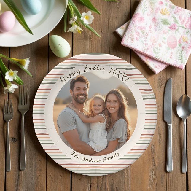 Plato De Papel Pascua del Boho con foto y nombre (Striped Boho Easter with Photo & Name Paper Plates)