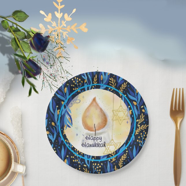 Plato De Papel Patrón azul de la Marina de las Velas Feliz Hanukk (Candle Navy Blue Pattern Happy Hanukkah Paper Plates)