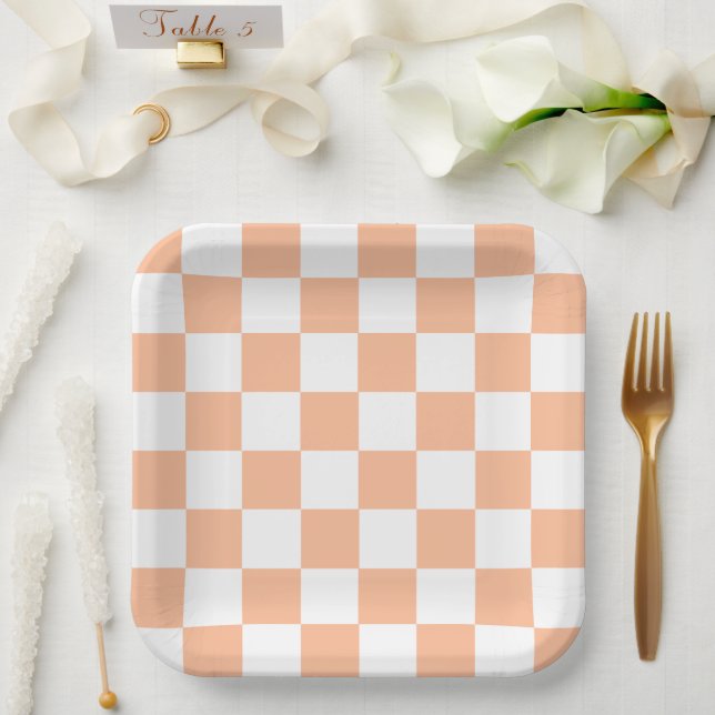 Plato De Papel Patrón de cuadros gingham de fuzz de melocotón (Boda)