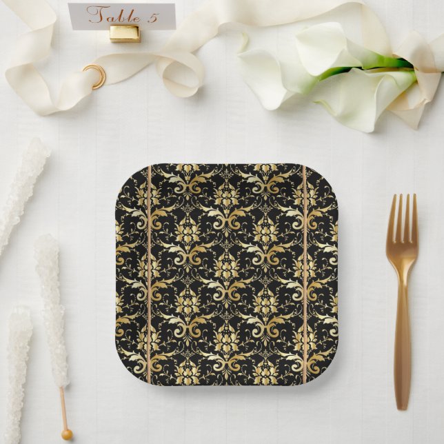 Plato De Papel Patrón de Damasco negro y dorado (Boda)