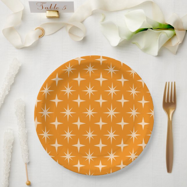 Plato De Papel Patrón de estrellas atómicas retro sobre naranja (Boda)