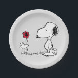 Plato De Papel Peanuts | Snoopy & Woodstock Red & Black<br><div class="desc">Set the perfect scene for your next celebration with these absolutely adorable Peanuts paper plates! Featuring the heartwarming classic illustration of Snoopy receiving a sweet,  bright red flower from his best pal,  Woodstock,  these plates are guaranteed to bring smiles to all your guests.</div>