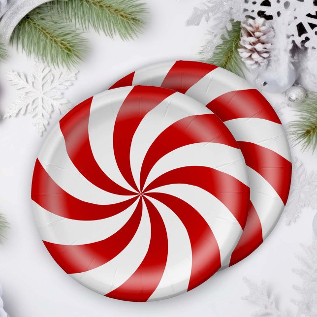 Plato De Papel Peppermint Candy (Celebrate the holiday with peppermint candy paper plates.)