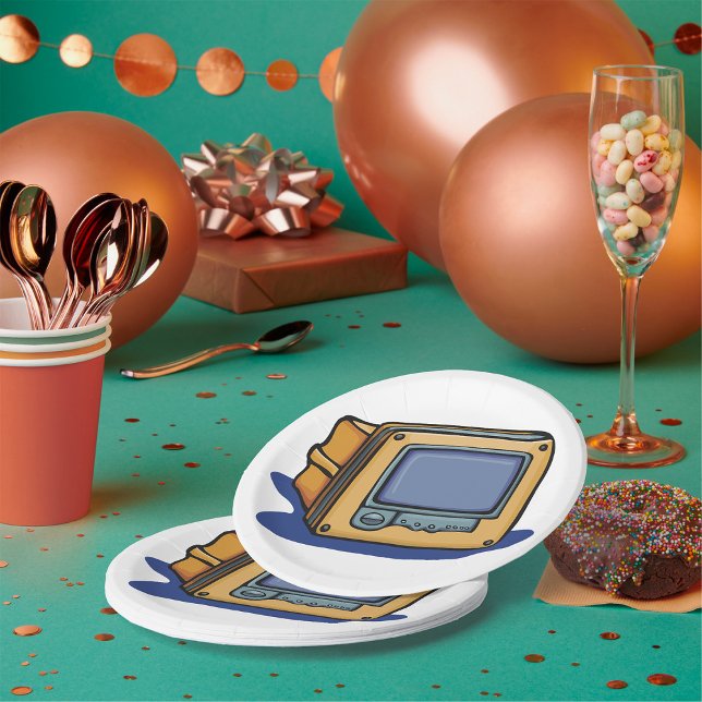 Plato De Papel Pequeño televisor (Subido por el creador)