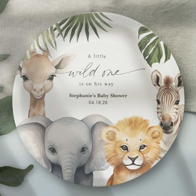 Plato De Papel Pequeños animales salvajes de un Safari, niño pequ (A little Wild One is on her way, Safari animal baby boy shower party paper plates.)