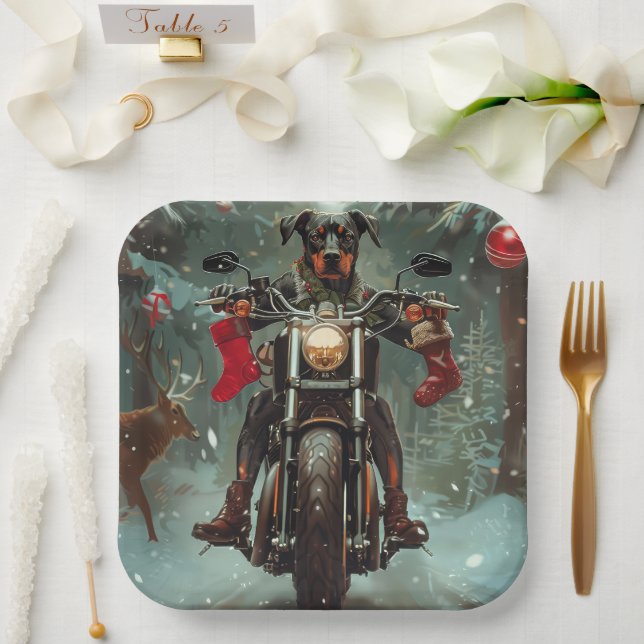 Plato De Papel Perro Doberman montando motocicleta Navidad (Boda)