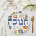 Plato De Papel Personaliza Hebrew Hanukkah Dreidel Menorah Donuts<br><div class="desc">Estos platos coloridos son la forma perfecta de poner una mesa Fiesta festiva (sin preocupaciones) de Hanukkah/Chanukah. Encanta a tus invitados... Elementos brillantes y coloridos del Chanukah — incluyendo Jelly Donuts, Dreidels, Wrapped Gifts, Gold Coins y Stars — rodean la palabra CHANUKAH en hebreo. ¿Necesita ayuda con este diseño? ¿Desea...</div>