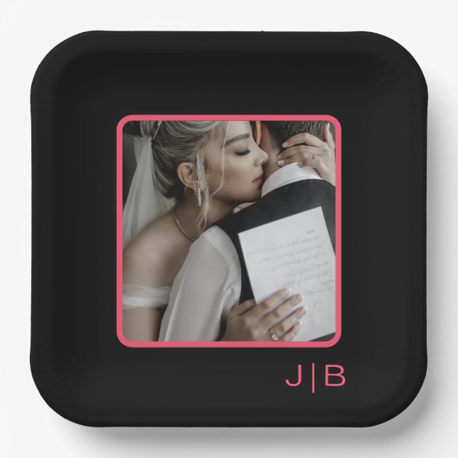 Plato De Papel Personalizable negro y rosa (Anverso)