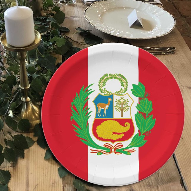 Plato De Papel Perú, fiesta de Bandera Peruana, cumpleaños/deport (Subido por el creador)