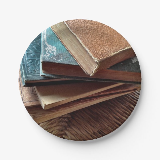 Plato De Papel Pila de libros usados viejos (Anverso)