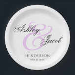 Plato De Papel Placas Bodas de nombre de pistón minimo elegante<br><div class="desc">Platos con nombres personalizados sencillos y elegantes y servilletas a juego para complementar el tema.</div>