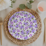 Plato De Papel Placas de papel de jardín floral color de agua mor<br><div class="desc">Celebre con su familia y amigos con estos elegantes platos de papel de color morado Floral Garden. Perfecto para las duchas de bebé y de novias y para todos los eventos bodas.</div>