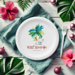 Plato De Papel Placas de papel navidad playa tropical<br><div class="desc">Estos pequeños platos de papel para Navidades cuentan con una encantadora palmera y Santa en una playa. Las palabras "Merry Beach-mas" aparecen en tipografía con letras a mano. Utilice los campos de plantilla para agregar el texto del personalizado. Solicite pequeñas cantidades o placas de papel a granel. Una elección festiva...</div>