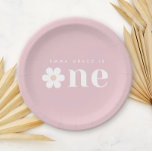 Plato De Papel Placas de papel para el primer cumpleaños de Boho<br><div class="desc">Añada un toque personal a la decoración de su pequeño cumpleaños con nuestras planchas de papel de cumpleaños. Este boho diseño presenta una tipografía moderna y un encantador acento margarita, creando un ambiente agradable y elegante. Personalizar la placa con el nombre de su hijo para obtener un toque personalizado. Disponible...</div>