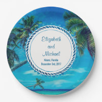 Playa blanca arenosa con Boda de palmeras tropical