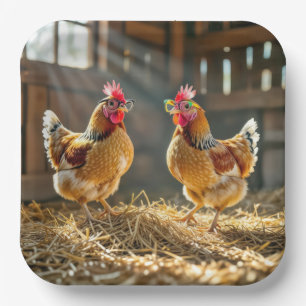 Plato De Papel Pollos con anteojos en un refugio soleado