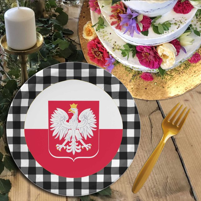 Plato De Papel Polonia Planta, manta de búfalo y bandera polaca (Subido por el creador)