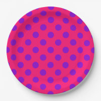 Punto de polka morado sobre cereal